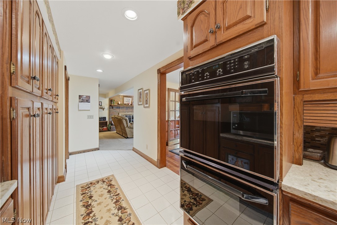 6118 Wiclif Road Northeast Canton, OH 44721 - Photo 13 of 48