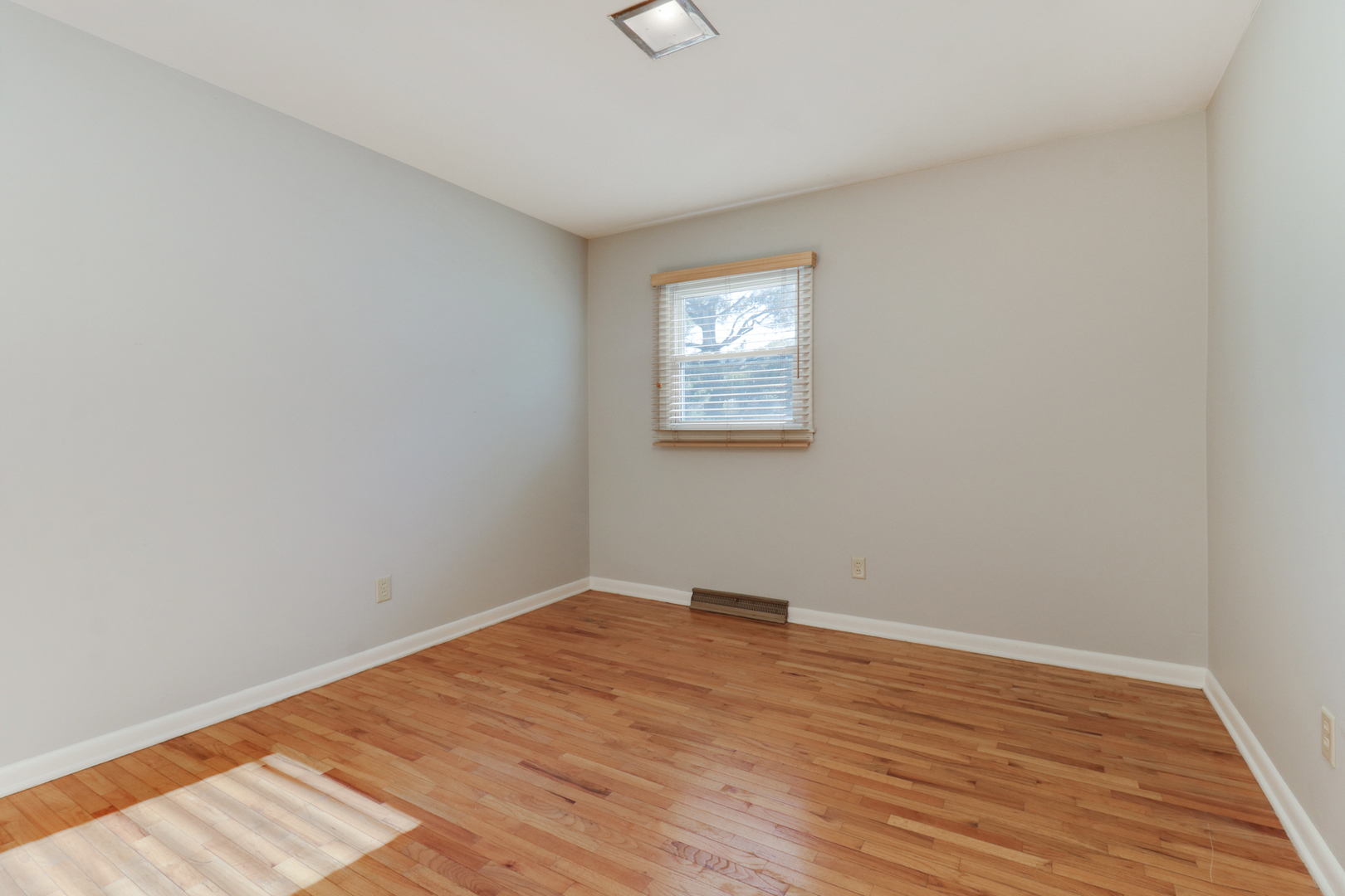 100 William Drive Normal, IL 61761 - Photo 16 of 42 Gallery Image 16