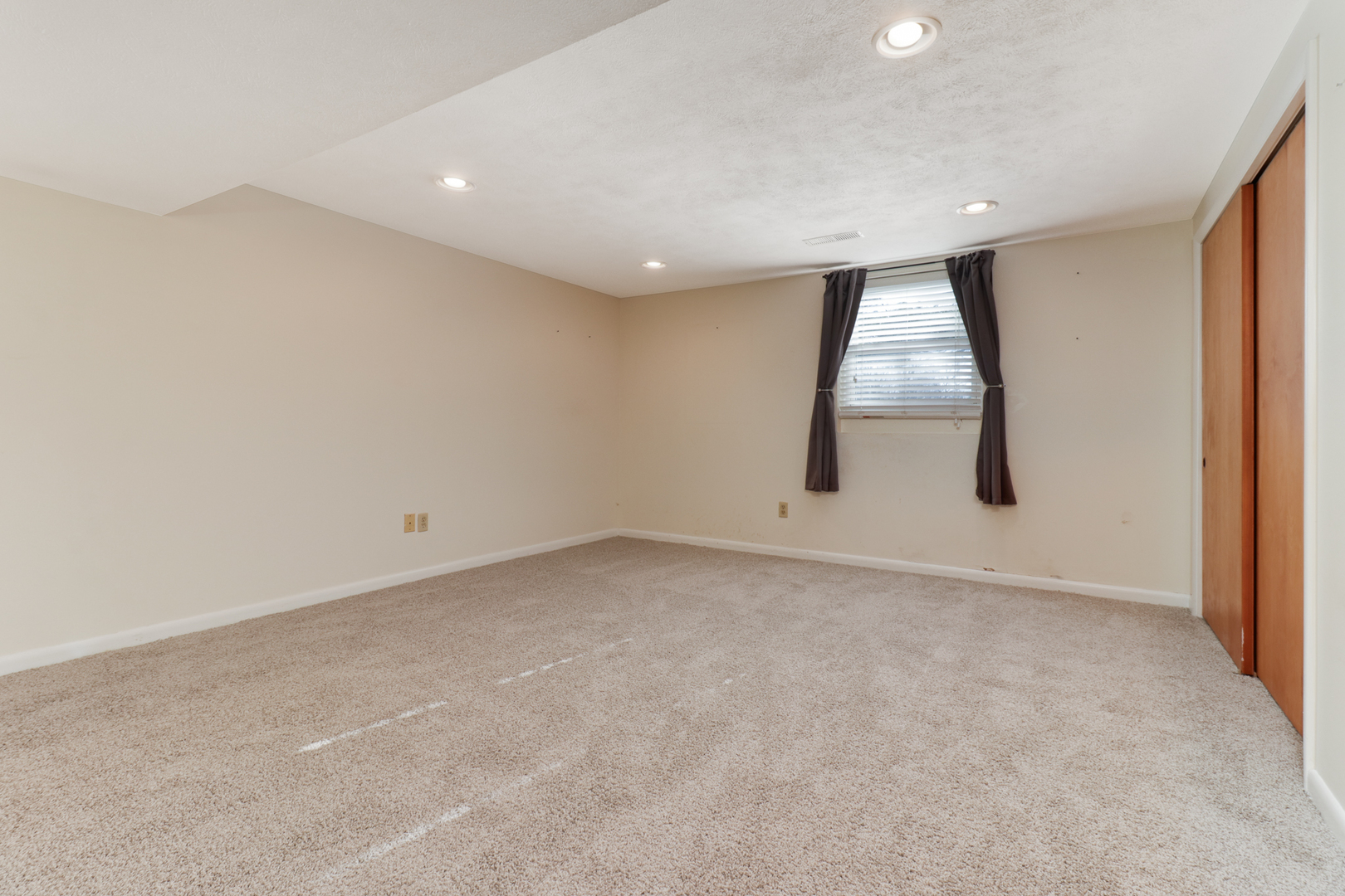 100 William Drive Normal, IL 61761 - Photo 28 of 42 Gallery Image 28