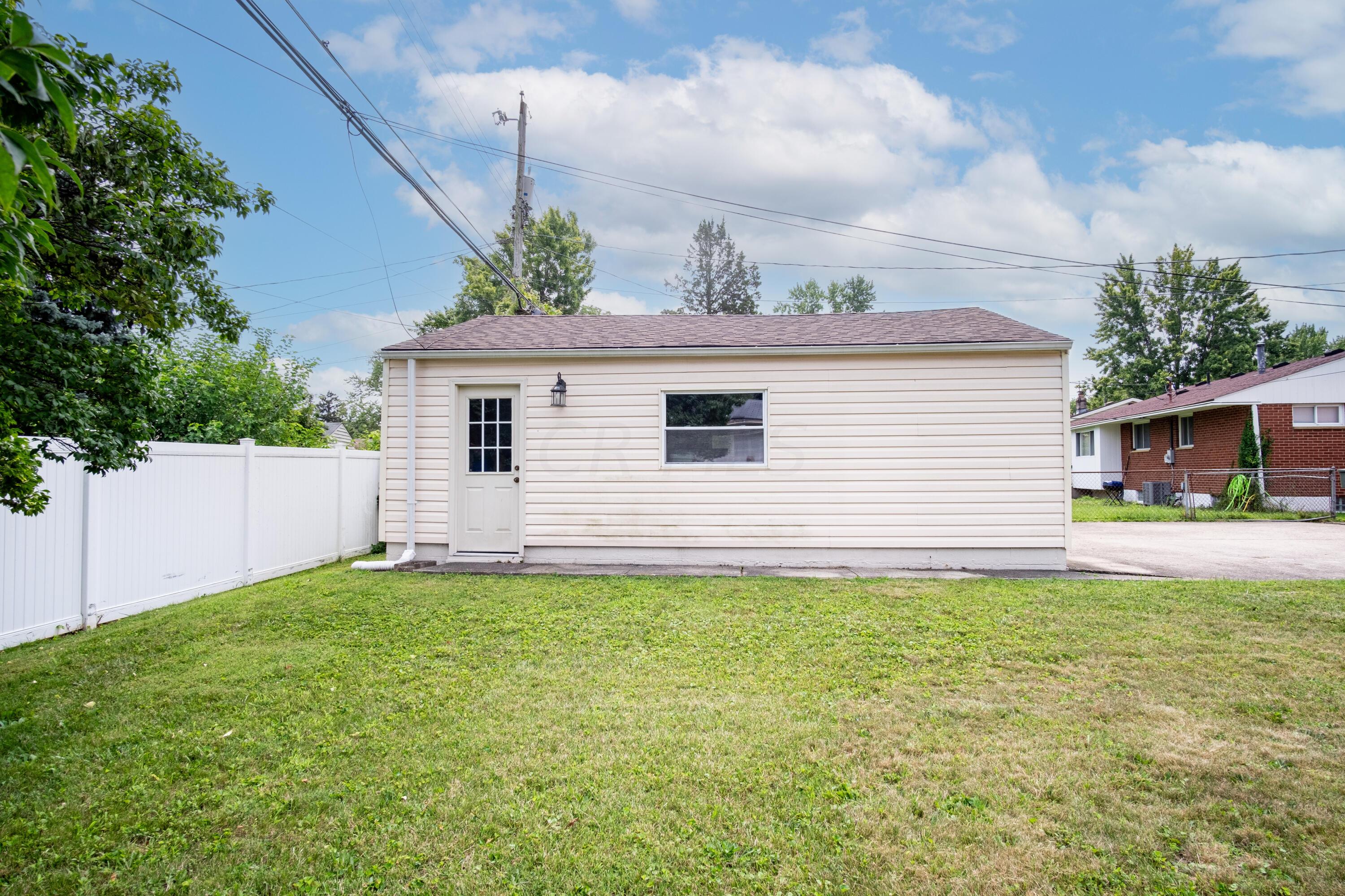 1520 Picard Road Columbus, OH 43227 - Photo 23 of 28 DSCF2466-Edit