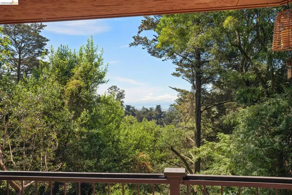 $1,295,000 | 2835 Morley Drive, Oakland, CA 94611