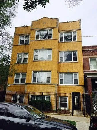 $1,995 | 2910 North Albany Avenue, Unit 1E, Chicago, IL 60618