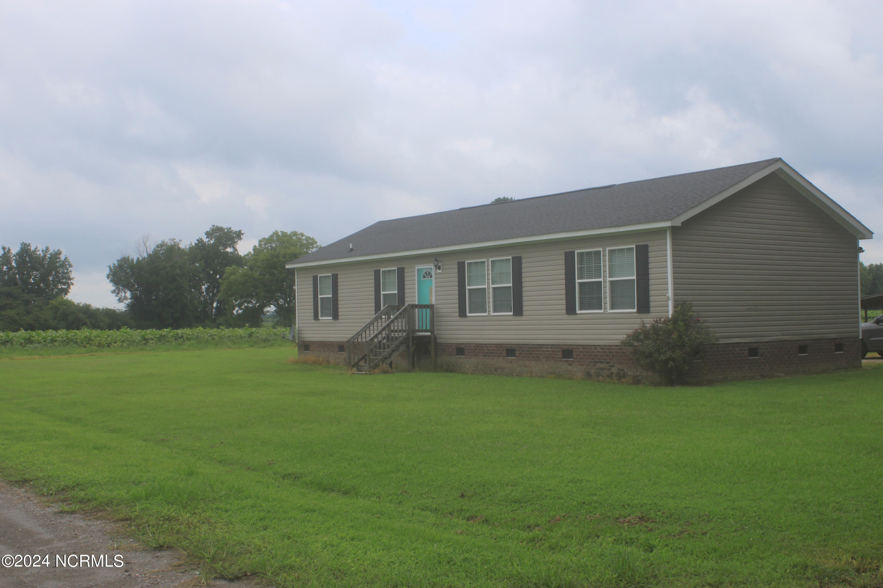 111 New Road Windsor, NC 27983 - Photo 3 of 47 IMG_2303