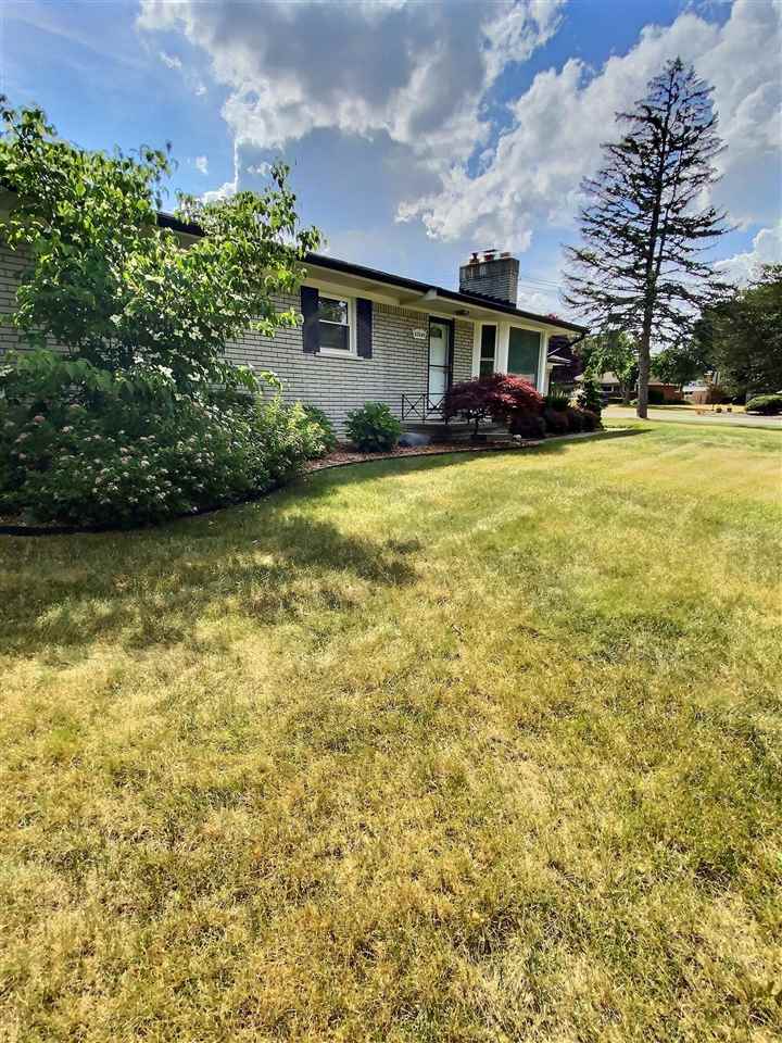 52045 Shelby Road Utica, MI 48316 - Photo 6 of 31 50080840-5.JPG
