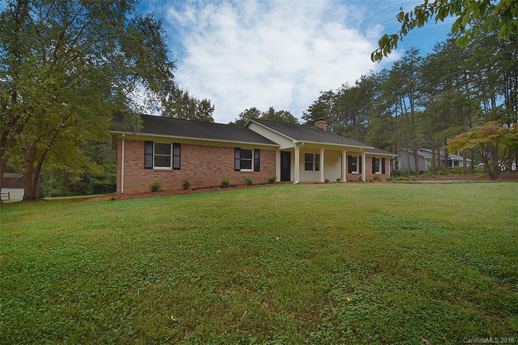 2590 Lake Shore Road South Denver, NC 28037 - Photo 3 of 28 Gallery Image 3