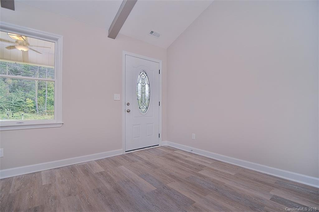 2590 Lake Shore Road South Denver, NC 28037 - Photo 5 of 28 Gallery Image 5