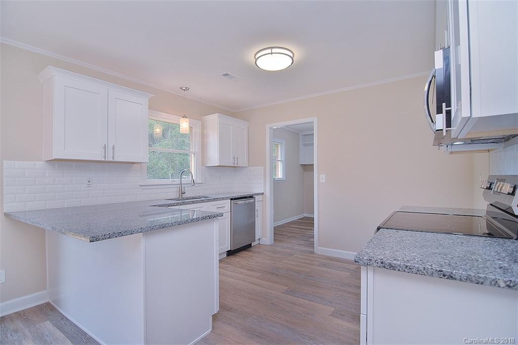 2590 Lake Shore Road South Denver, NC 28037 - Photo 8 of 28 Gallery Image 8