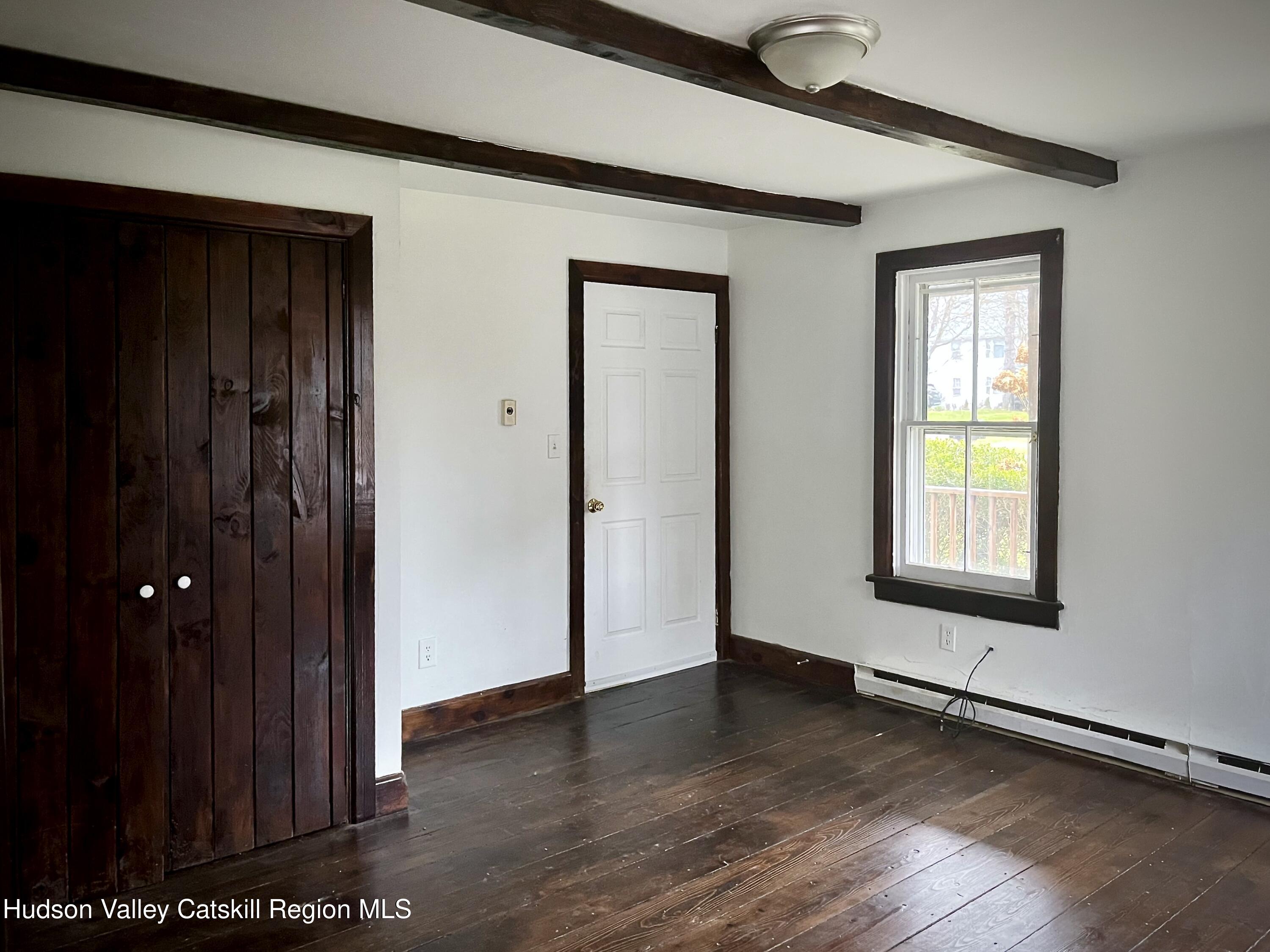 189 Maple Avenue, Unit 1 Germantown, NY 12526 - Photo 2 of 11 IMG_1044