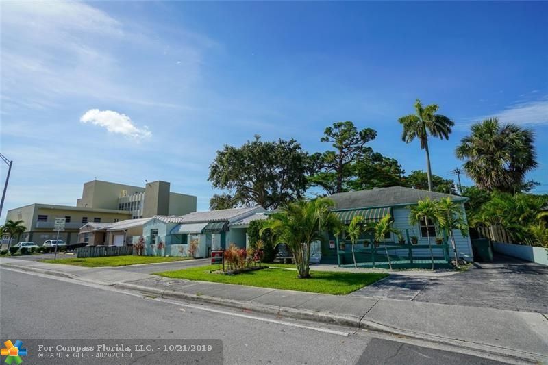 Poinciana Park Fort Lauderdale, FL 33316 - Photo 1 of 9