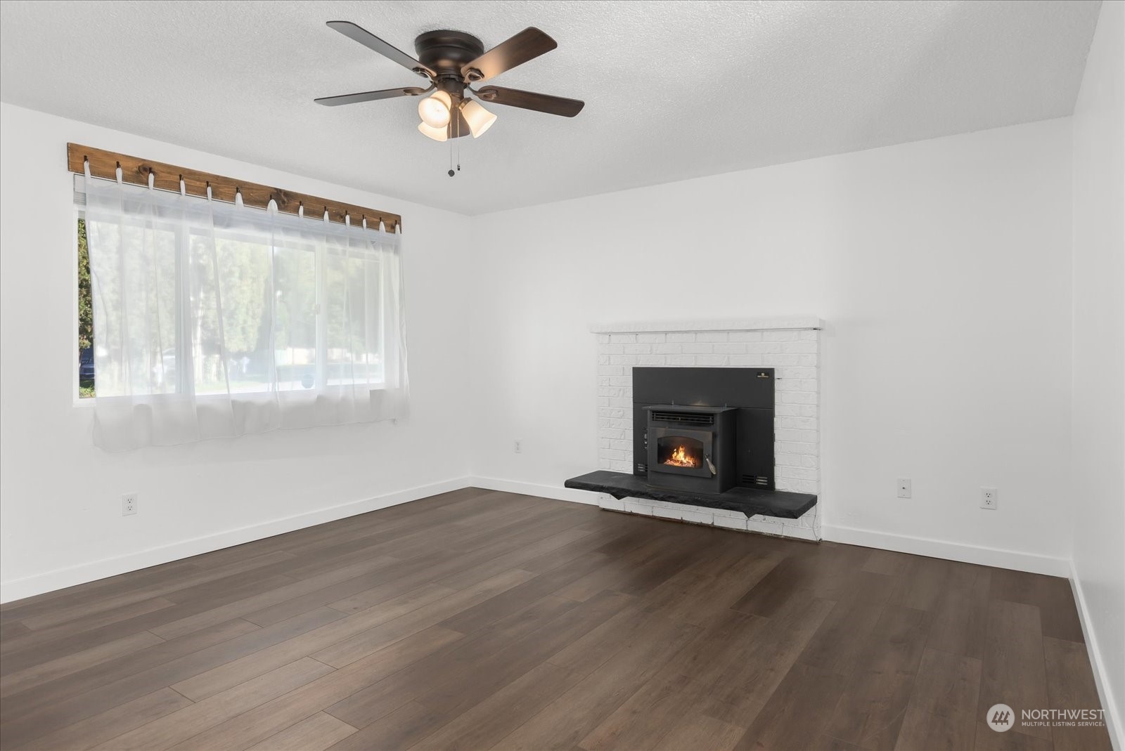 13432 Riviera Boulevard Snohomish, WA 98290 - Photo 8 of 39