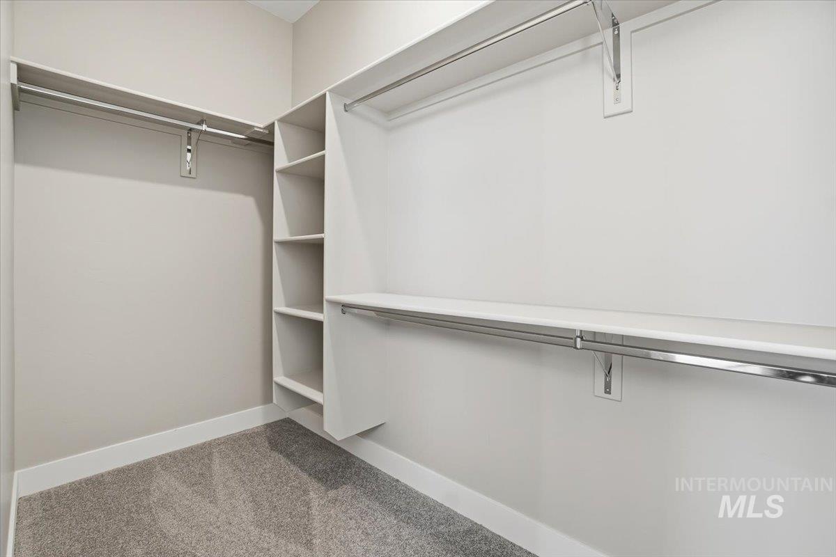 834 North Falling Water Way Eagle, ID 83616 - Photo 21 of 47