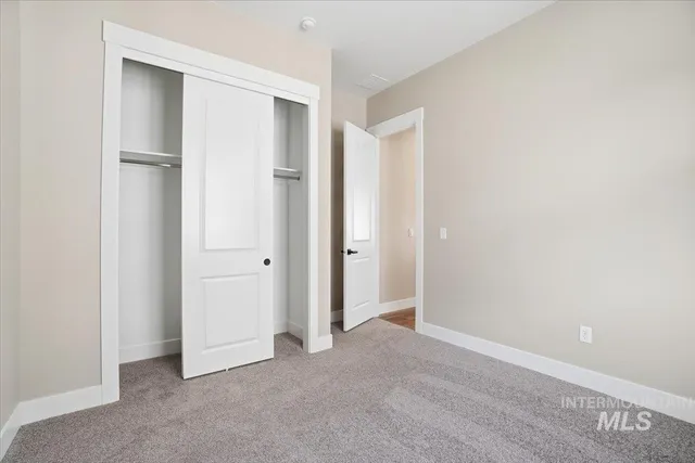 $839,990 | 834 North Falling Water Way, Eagle, ID 83616