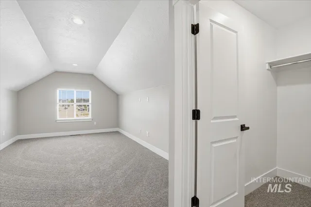 $839,990 | 834 North Falling Water Way, Eagle, ID 83616