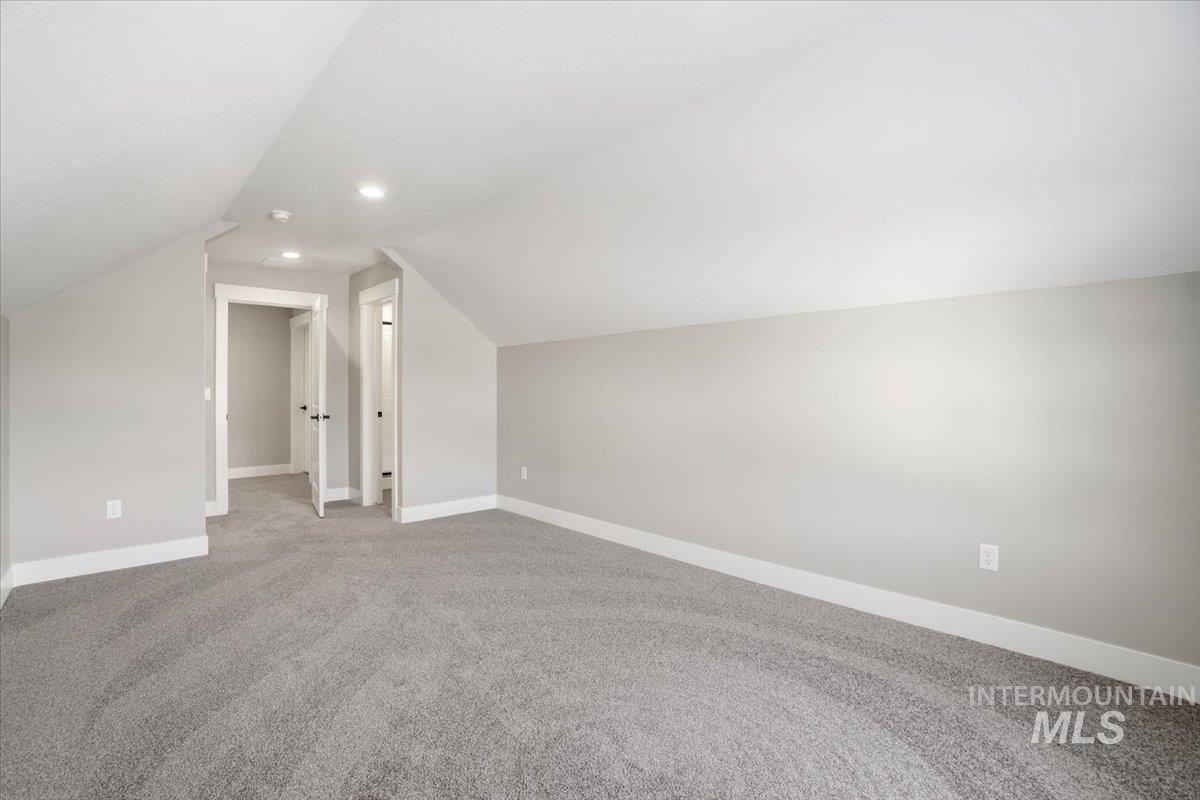 834 North Falling Water Way Eagle, ID 83616 - Photo 36 of 47