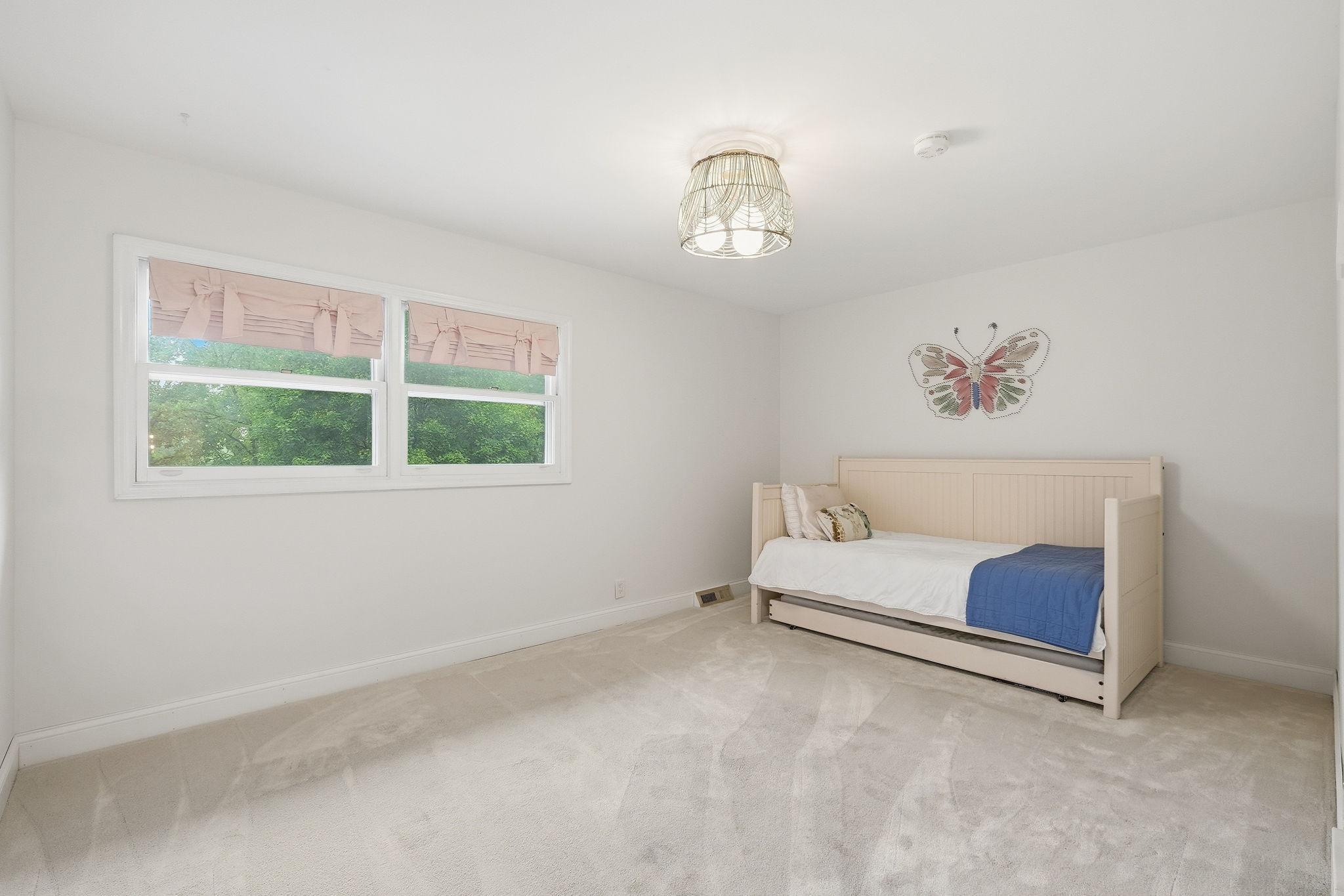 486 Rimrock Drive St. Paul, MN 55124 - Photo 20 of 31 Gallery Image 20