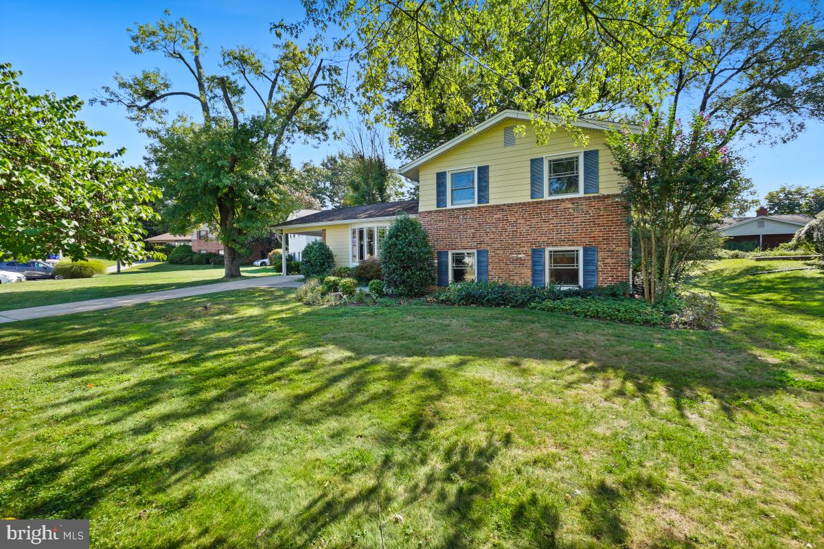 418 Neale Court Silver Spring, MD 20901 - Photo 29 of 33 Located on a cul-de-sac!