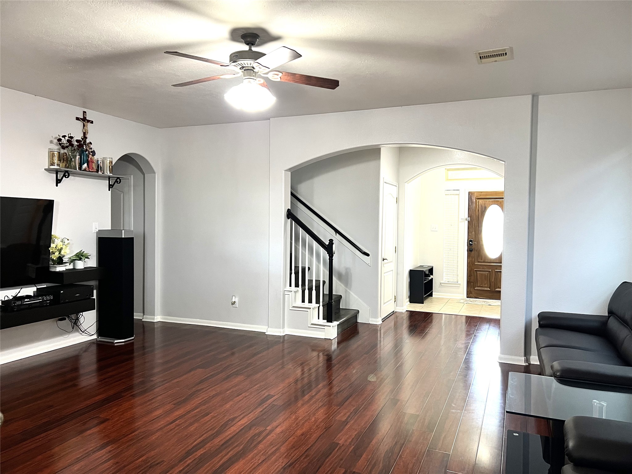 9111 Fuqua Ridge Lane Houston, TX 77075 - Photo 3 of 19