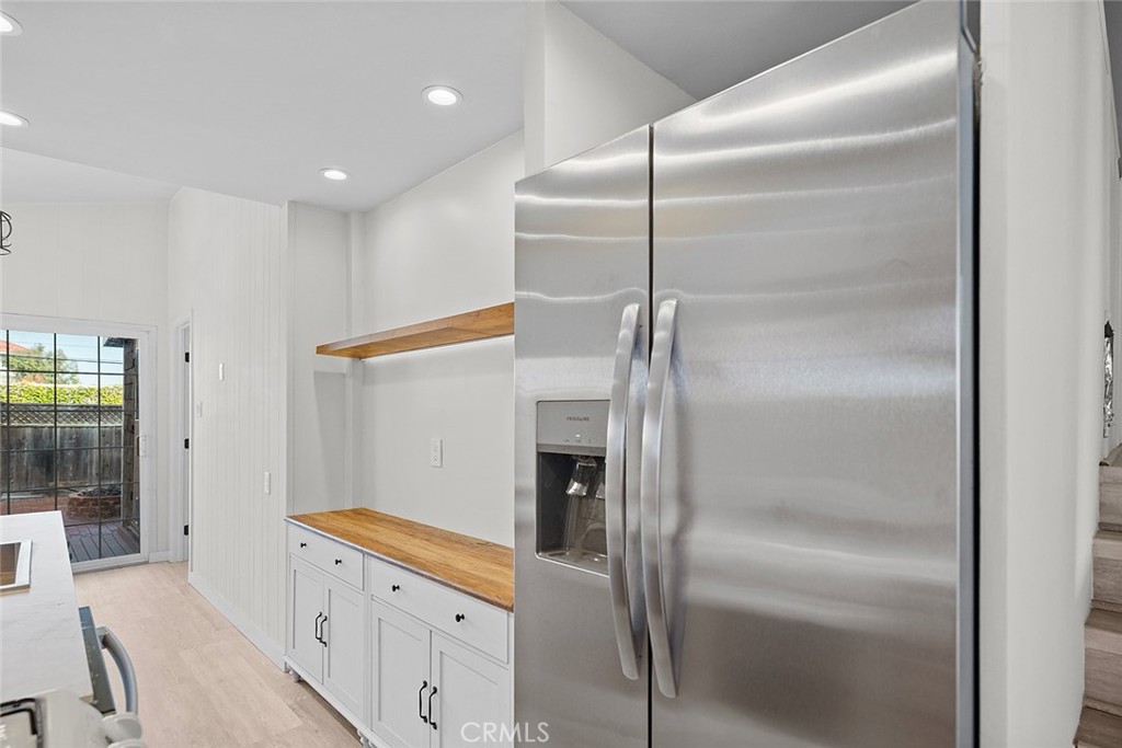 50 B Surfside Avenue, Unit B Surfside, CA 92649 - Photo 14 of 34