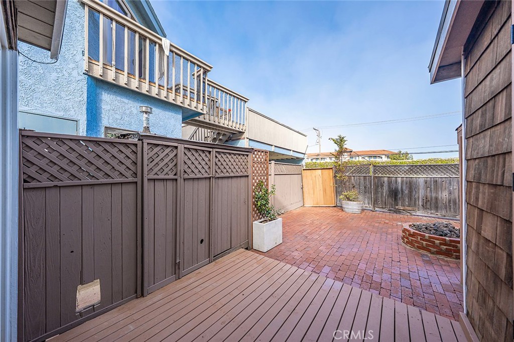 50 B Surfside Avenue, Unit B Surfside, CA 92649 - Photo 26 of 34