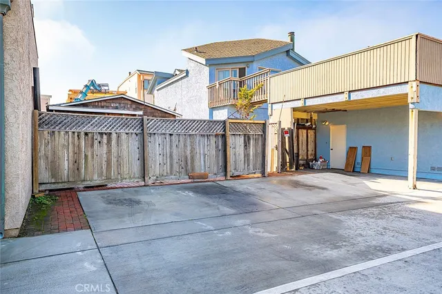 $4,995 | 50 B Surfside Avenue, Unit B, Surfside, CA 92649