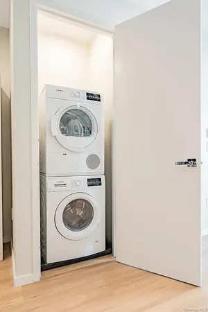 a close up view of a washer and dryer