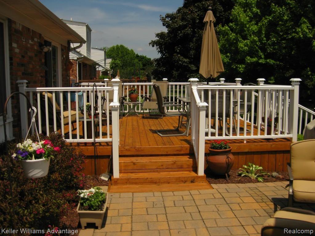 6532 Edgewood Road Canton, MI 48187 - Photo 28 of 32 28 back.jpg