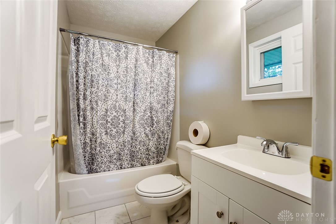 4457 Kitridge Road Dayton, OH 45424 - Photo 14 of 23 Gallery Image 14