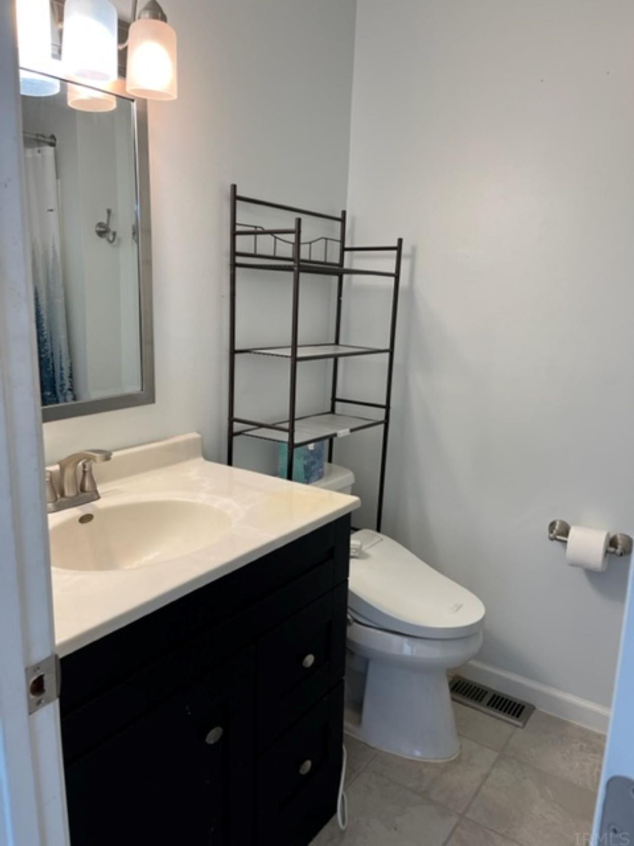 1254 South College Mall Road, Unit C7 Bloomington, IN 47401 - Photo 8 of 12 Gallery Image 8