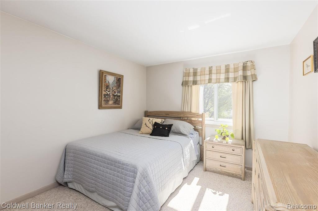 2840 Rhineberry Road Rochester Hills, MI 48309 - Photo 23 of 42
