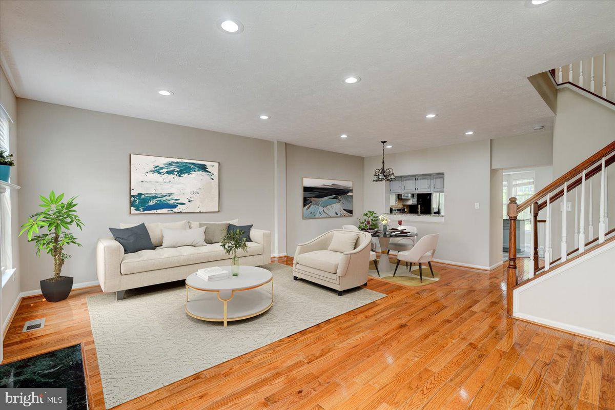 14043 Winding Ridge Lane Centreville, VA 20121 - Photo 13 of 37