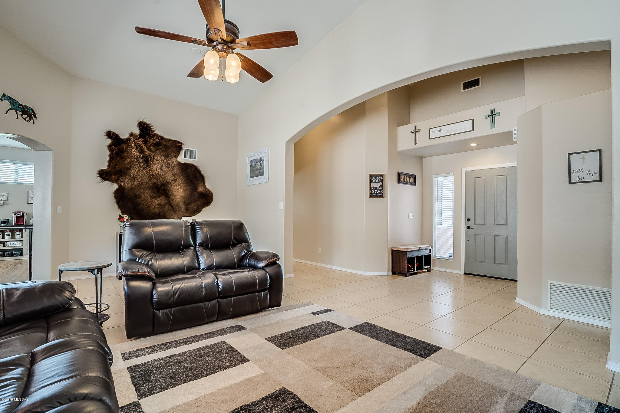 504 West Spearhead Road Tucson, AZ 85737 - Photo 5 of 31 Gallery Image 5