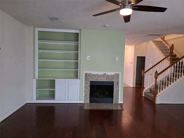 $2,450 | 2715 Riverhollow Lane, Sugar Land, TX 77479