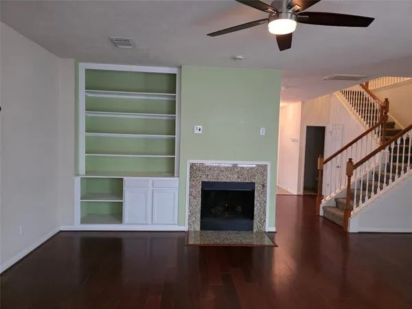 $2,450 | 2715 Riverhollow Lane, Sugar Land, TX 77479