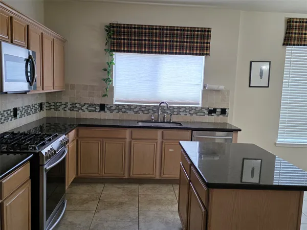 $2,450 | 2715 Riverhollow Lane, Sugar Land, TX 77479