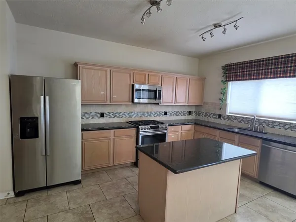 $2,450 | 2715 Riverhollow Lane, Sugar Land, TX 77479