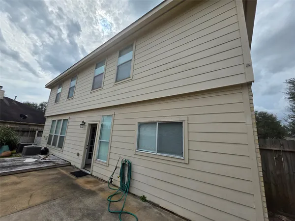 $2,450 | 2715 Riverhollow Lane, Sugar Land, TX 77479