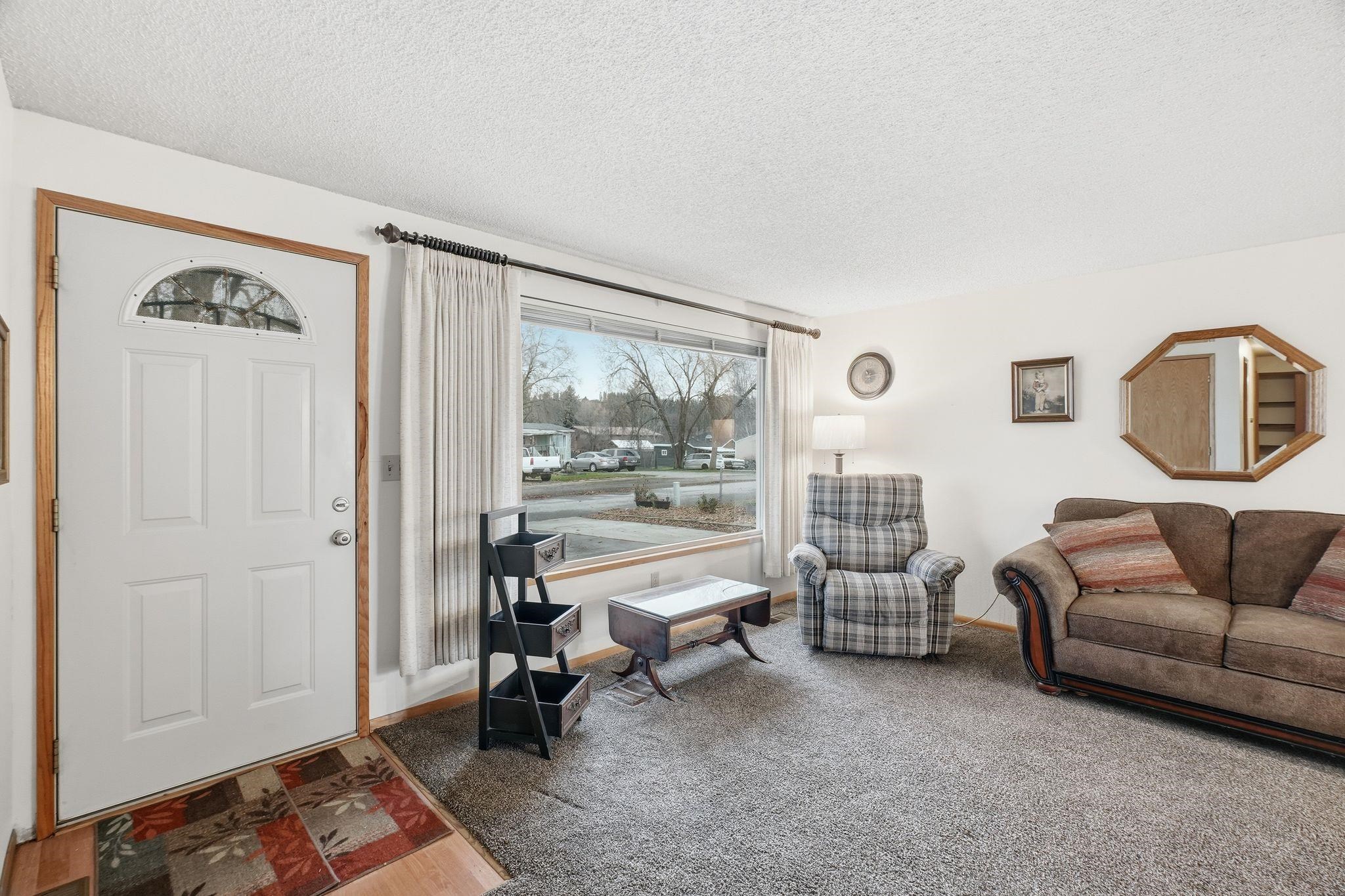 4306 North Keller Road Spokane Valley, WA 99216 - Photo 4 of 33