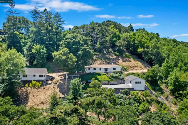 $1,295,000 | 85 La Encinal, Orinda, CA 94563
