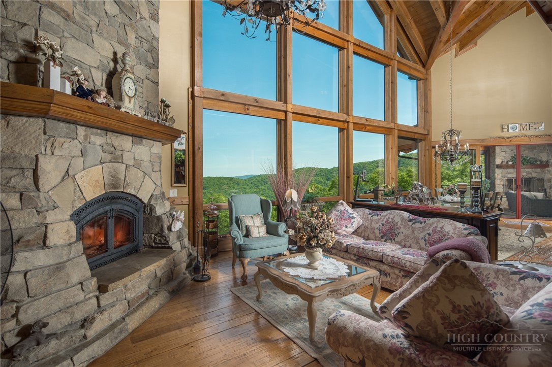 4735 Reynolds Parkway Boone, NC 28607 - Photo 3 of 50