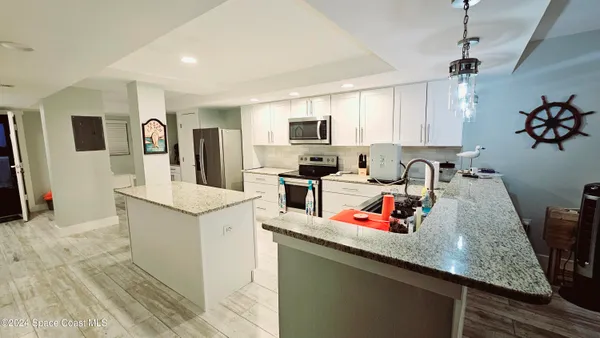 $2,500 | 650 North Atlantic Avenue, Unit 109, Cocoa Beach, FL 32931