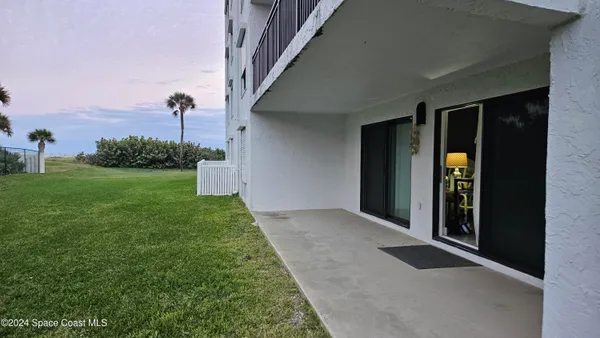 $2,500 | 650 North Atlantic Avenue, Unit 109, Cocoa Beach, FL 32931