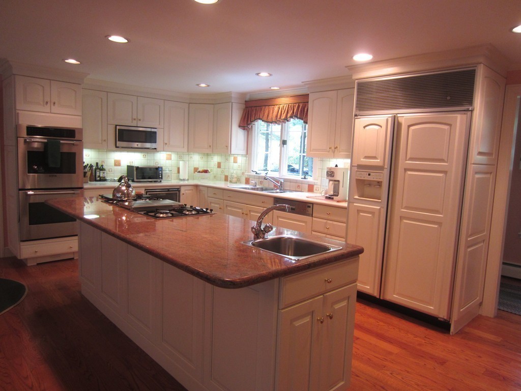 195 Westerly Road Weston, MA 02493 - Photo 12 of 26 Gallery Image 12