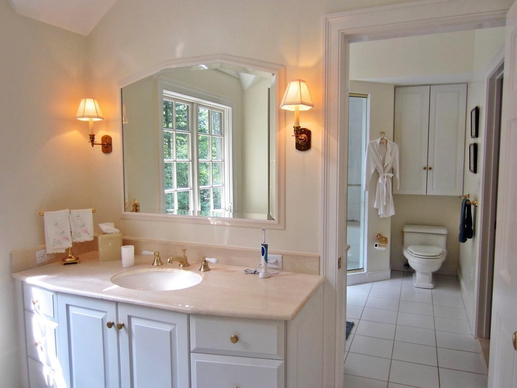195 Westerly Road Weston, MA 02493 - Photo 20 of 26 Gallery Image 20
