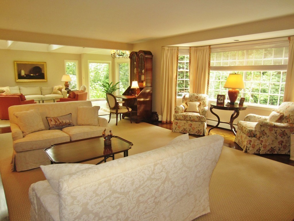 195 Westerly Road Weston, MA 02493 - Photo 8 of 26 Gallery Image 8