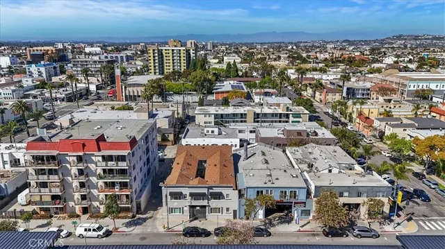 $2,300,000 | 625 East Broadway, Long Beach, CA 90802