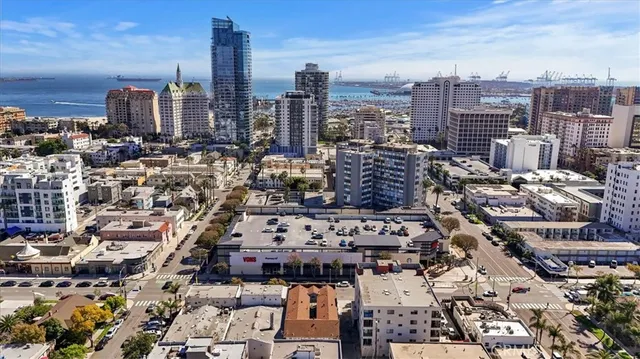 $2,300,000 | 625 East Broadway, Long Beach, CA 90802