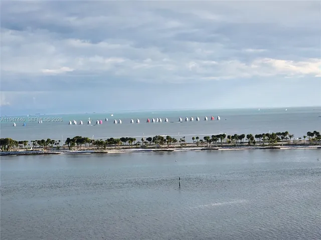 $4,100 | 1925 Brickell Avenue, Unit 1411, Miami, FL 33129