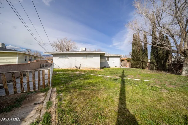 $185,000 | 2000 Shasta Street, Mojave, CA 93501