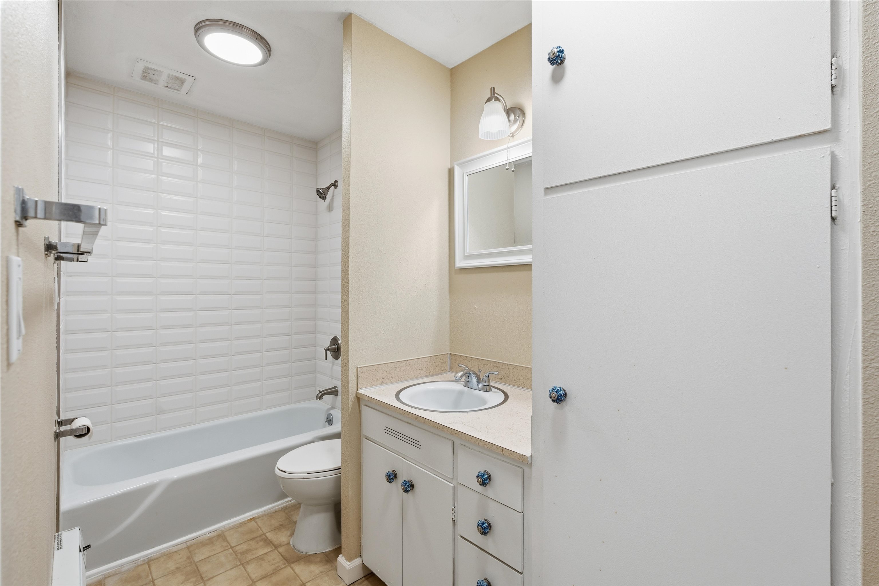 1821 West 8th Avenue, Unit 5 Spokane, WA 99204 - Photo 17 of 32