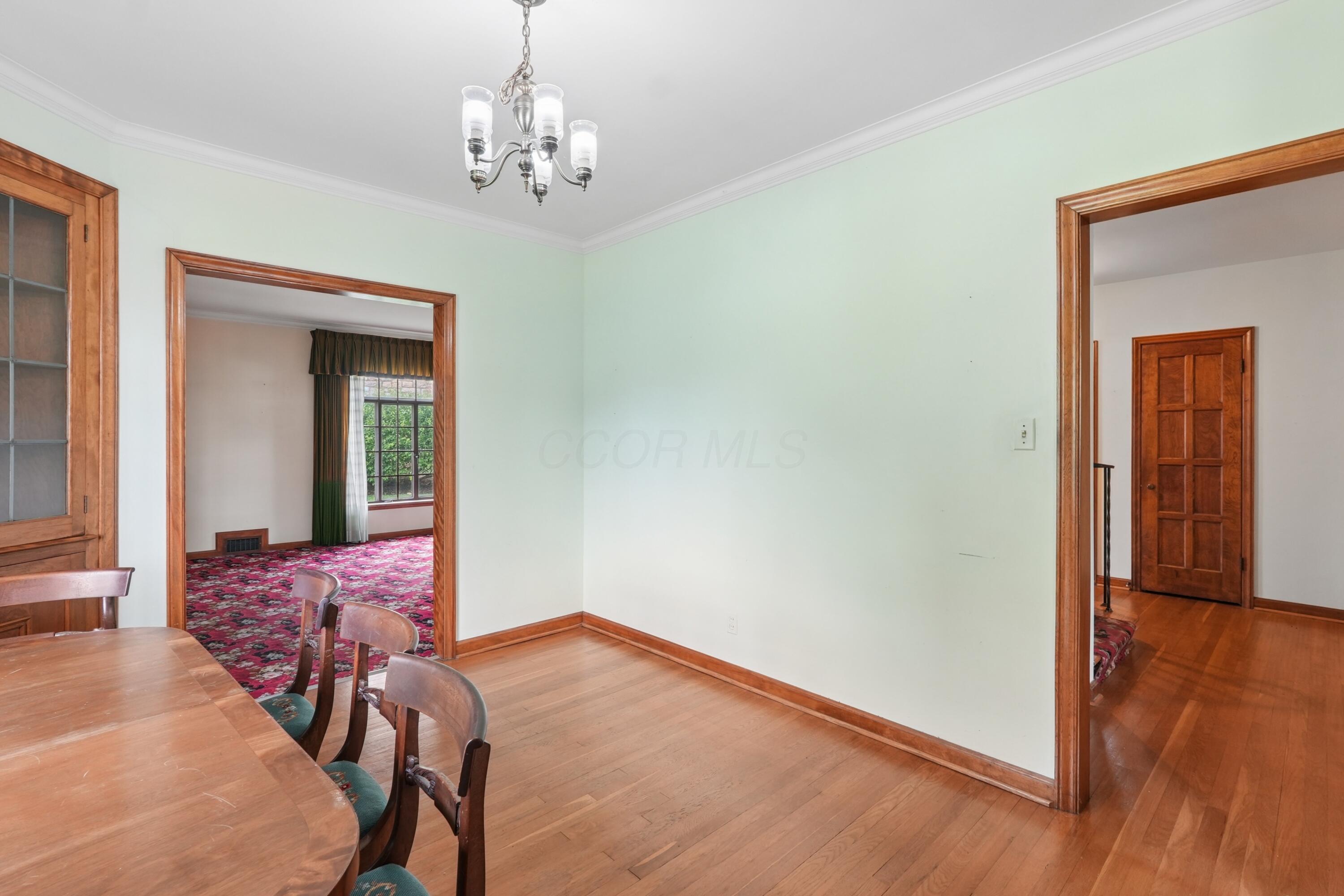 2050 Upper Chelsea Road Columbus, OH 43221 - Photo 22 of 62